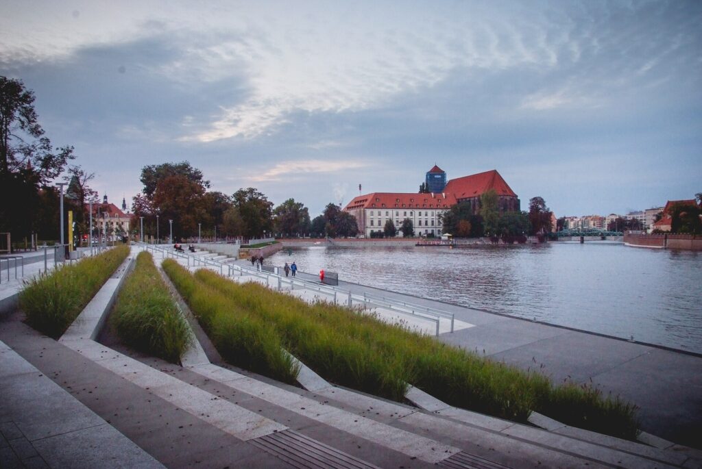 Bulwar Dunikowskiego we Wrocławiu